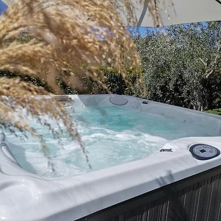Agriturismovalbona Farm stay *